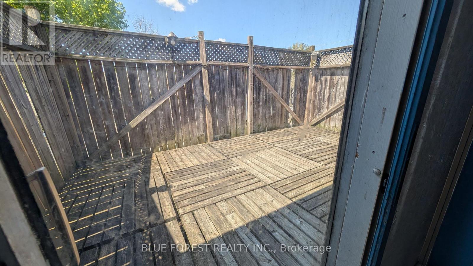 23 Hyatt Avenue Property Photo 24