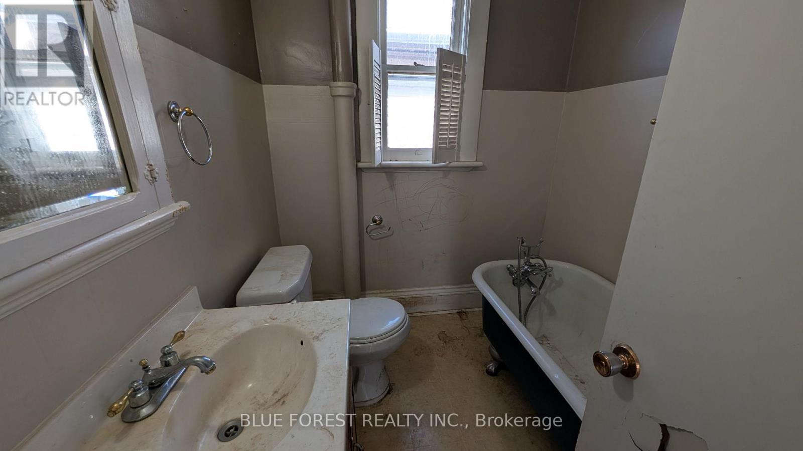 23 Hyatt Avenue Property Photo 25