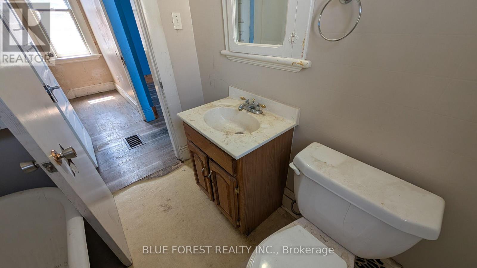 23 Hyatt Avenue Property Photo 27