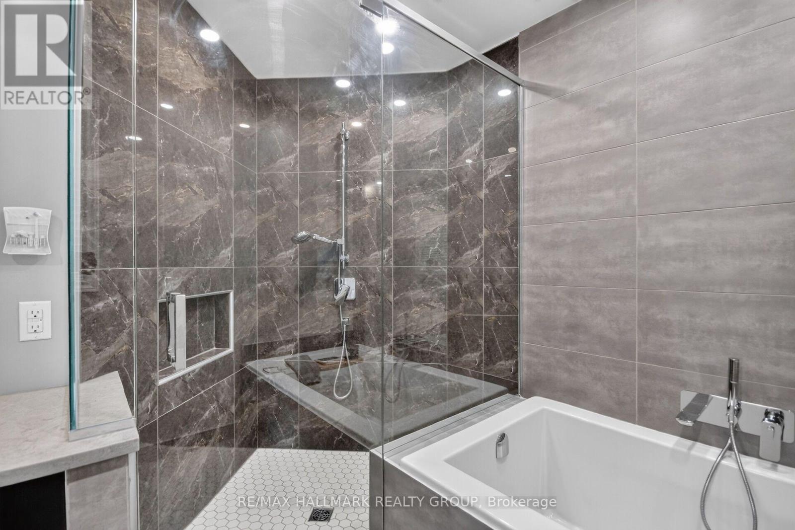 8251 Ranita Crescent Property Photo 18