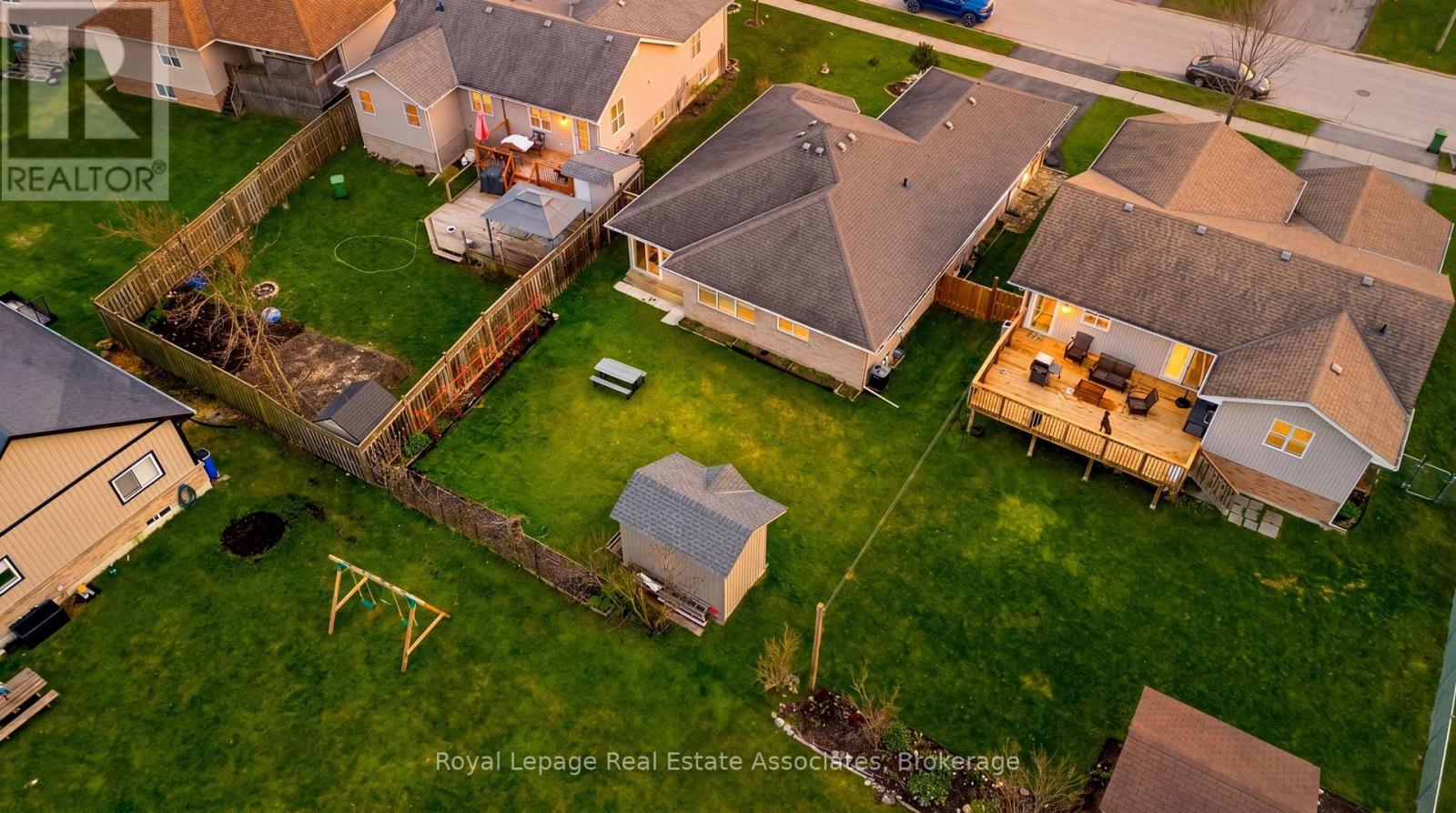 190 Sheffield Street Property Photo 40