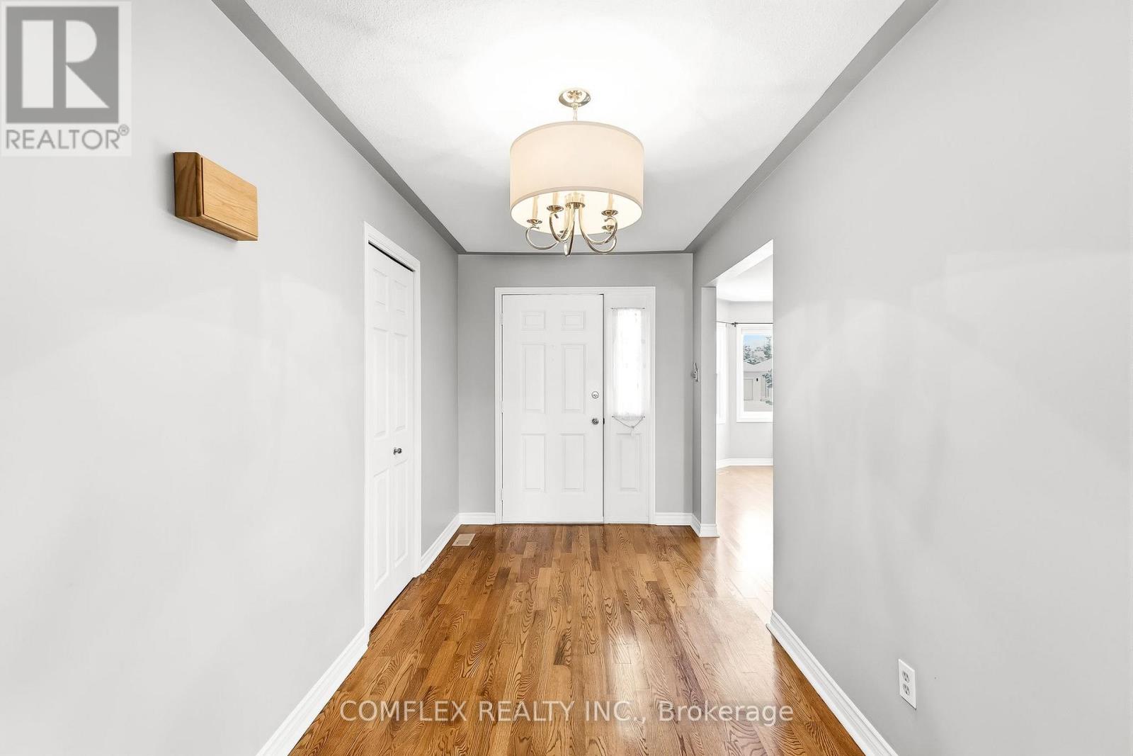 3157 Westridge Boulevard Property Photo 8