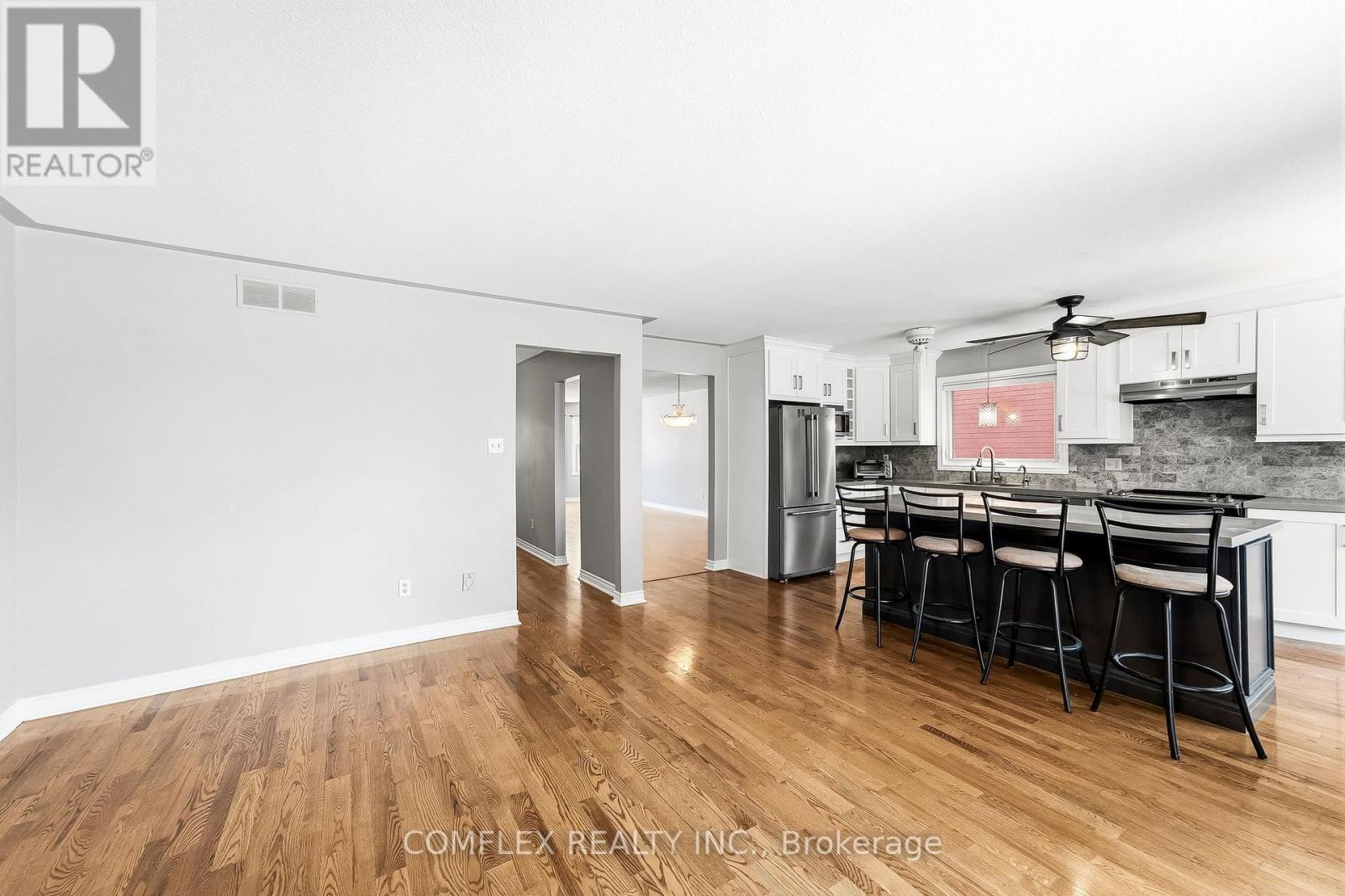 3157 Westridge Boulevard Property Photo 18