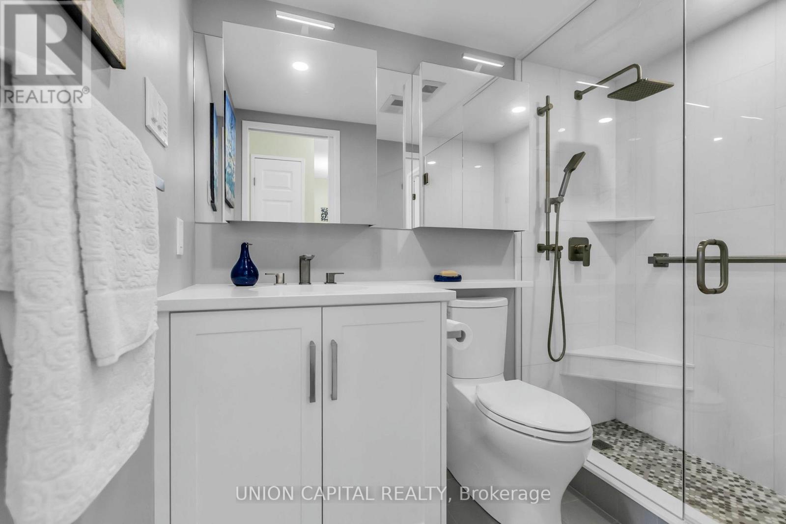 502 - 265 Westcourt Place Property Photo 25
