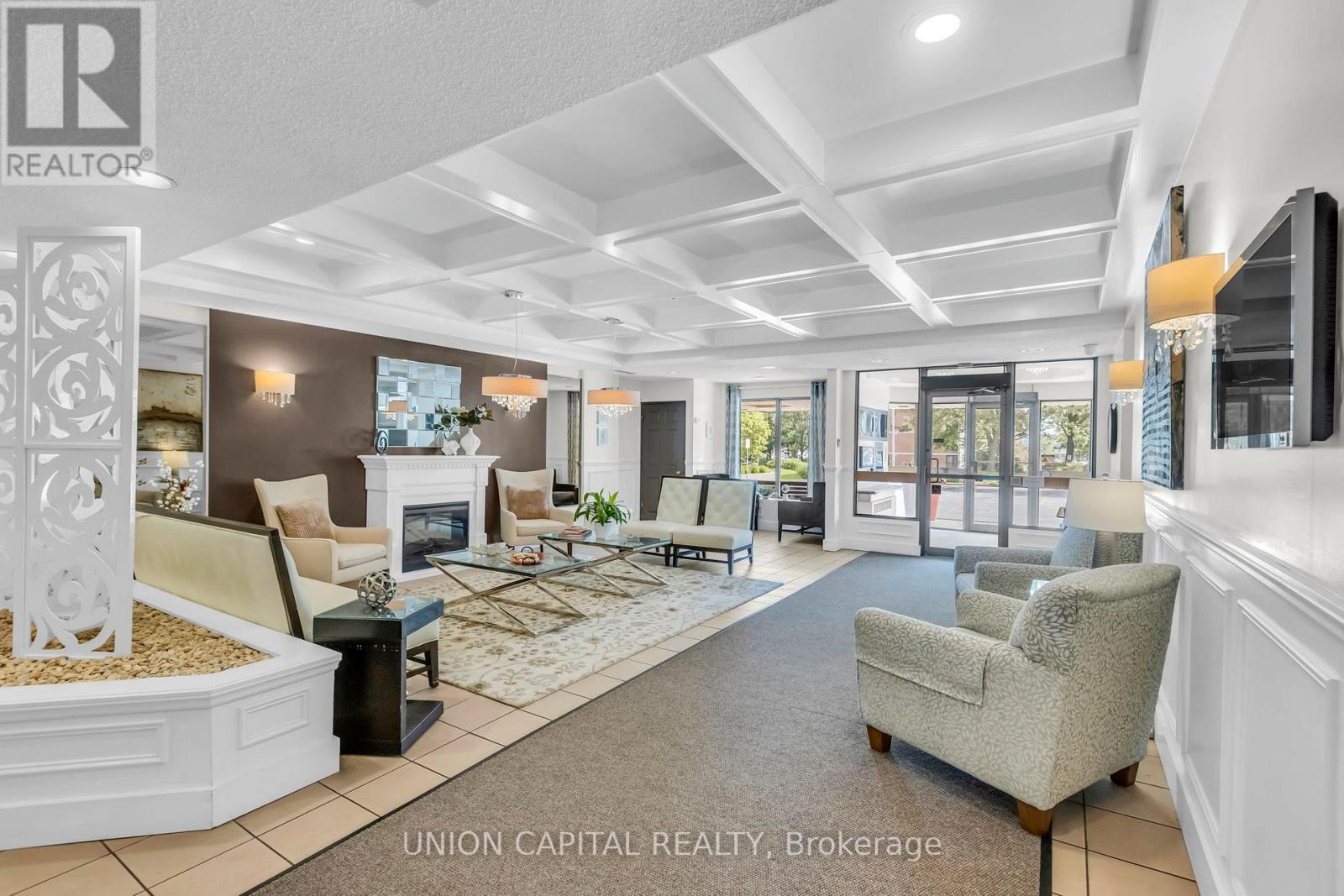 502 - 265 Westcourt Place Property Photo 27