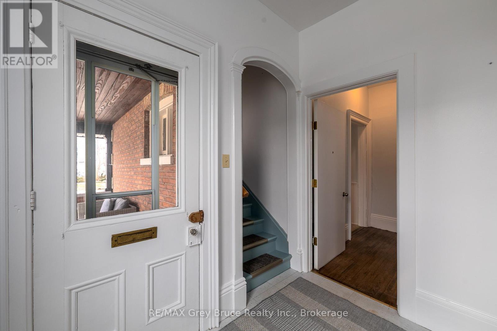 902 2nd Avenue W Property Photo 8