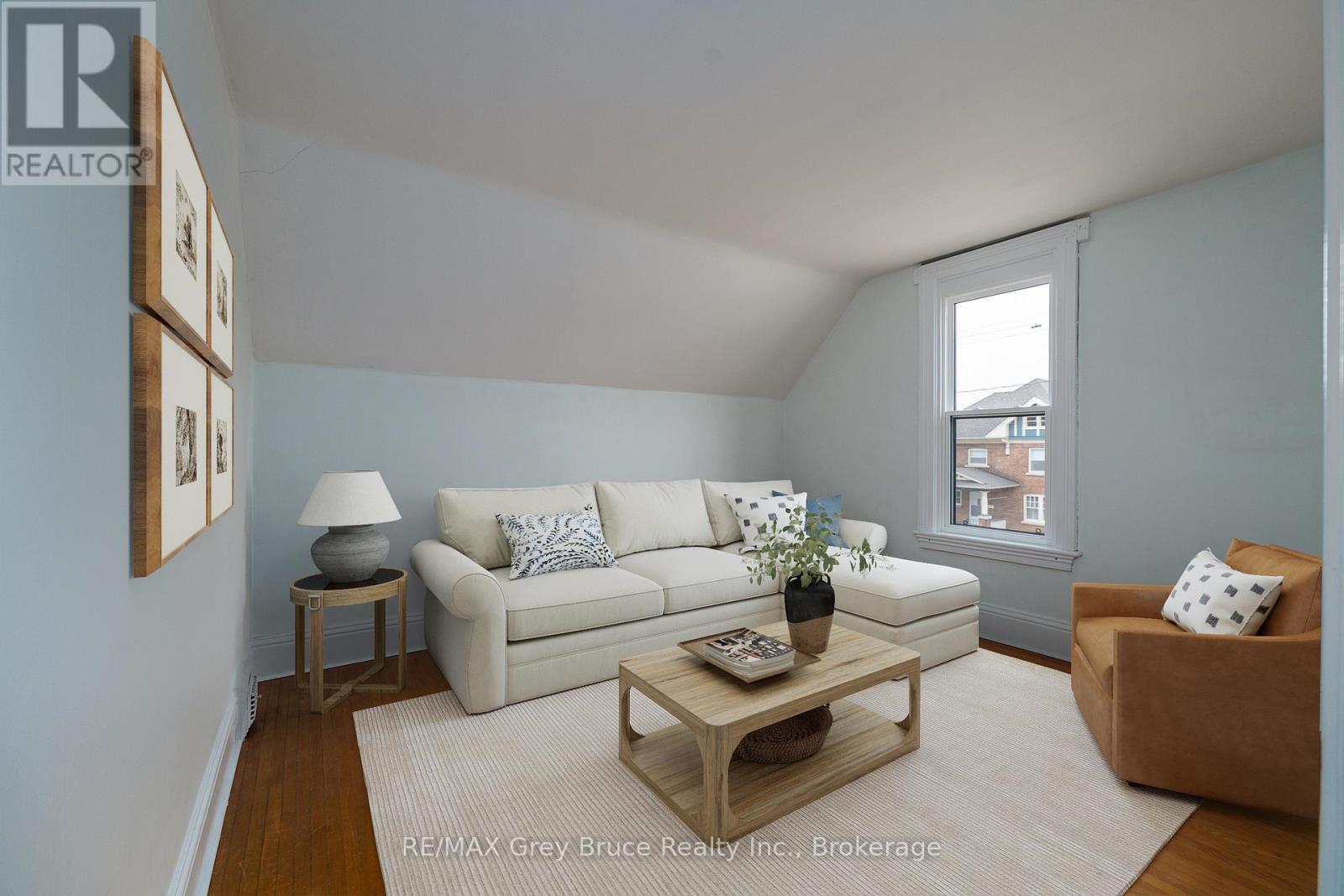 902 2nd Avenue W Property Photo 12