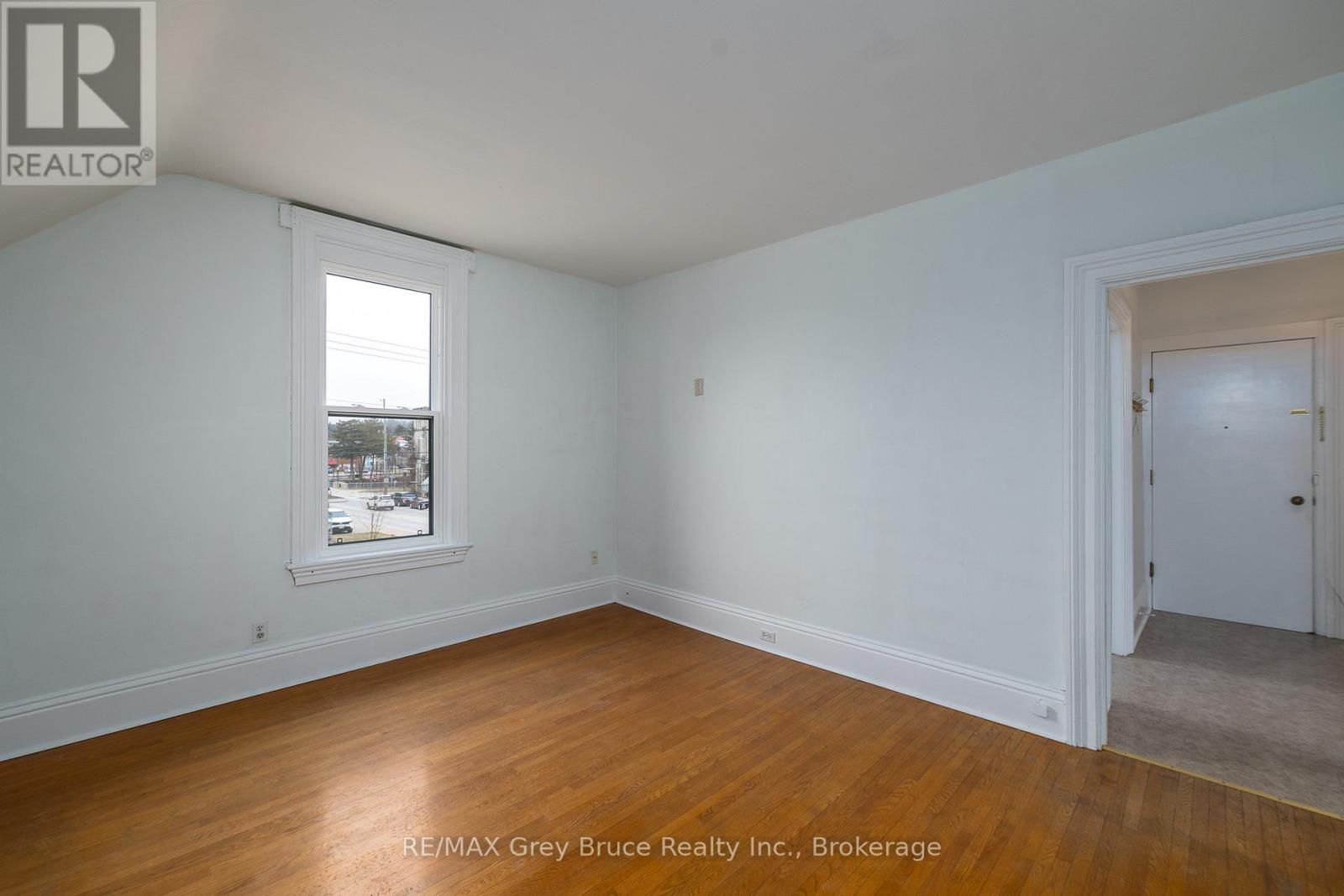 902 2nd Avenue W Property Photo 13