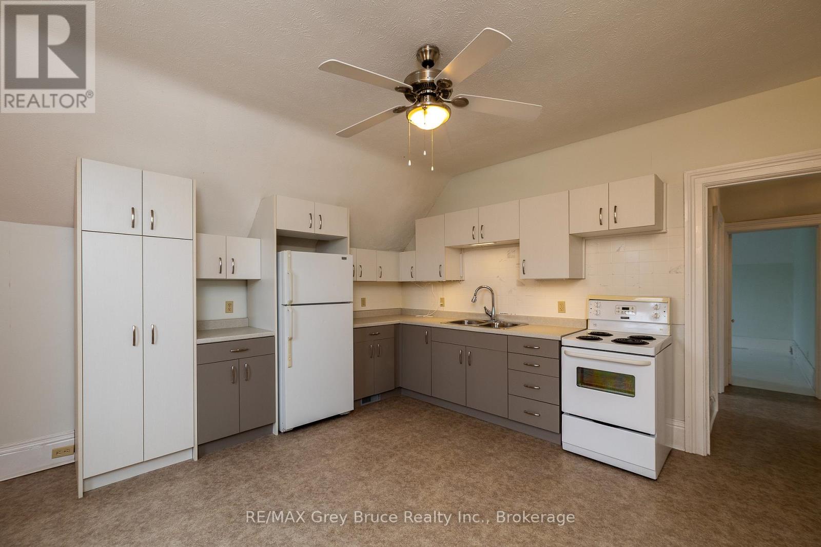 902 2nd Avenue W Property Photo 23
