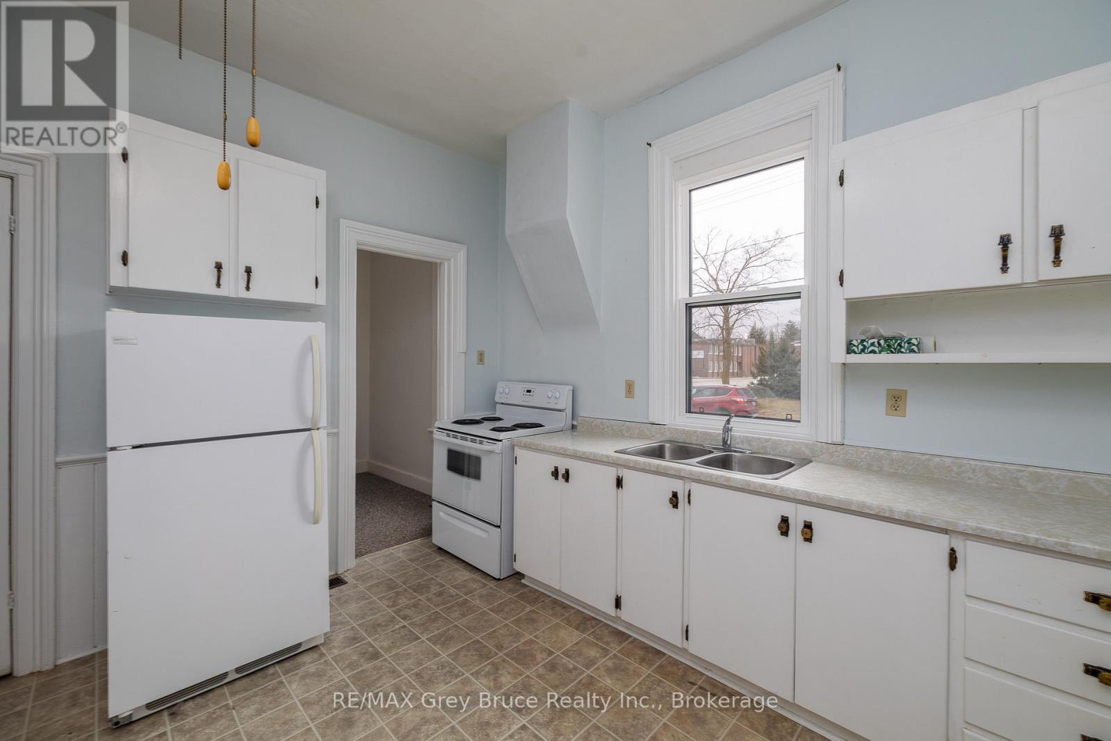 902 2nd Avenue W Property Photo 25