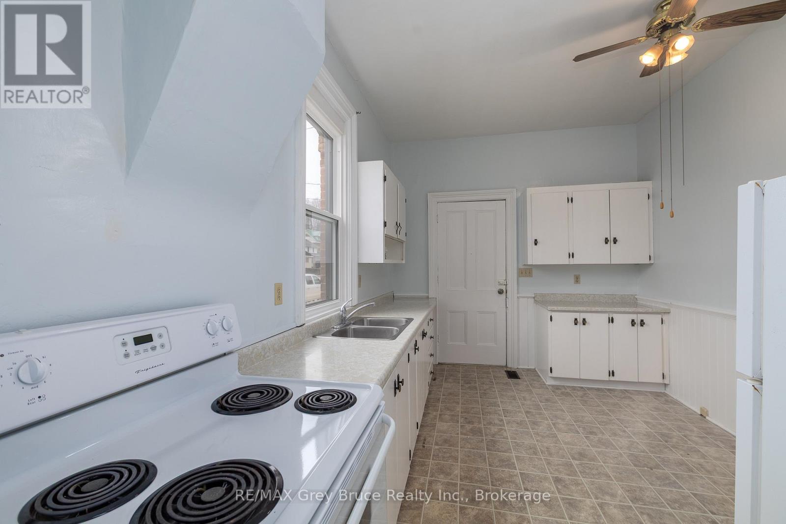 902 2nd Avenue W Property Photo 27