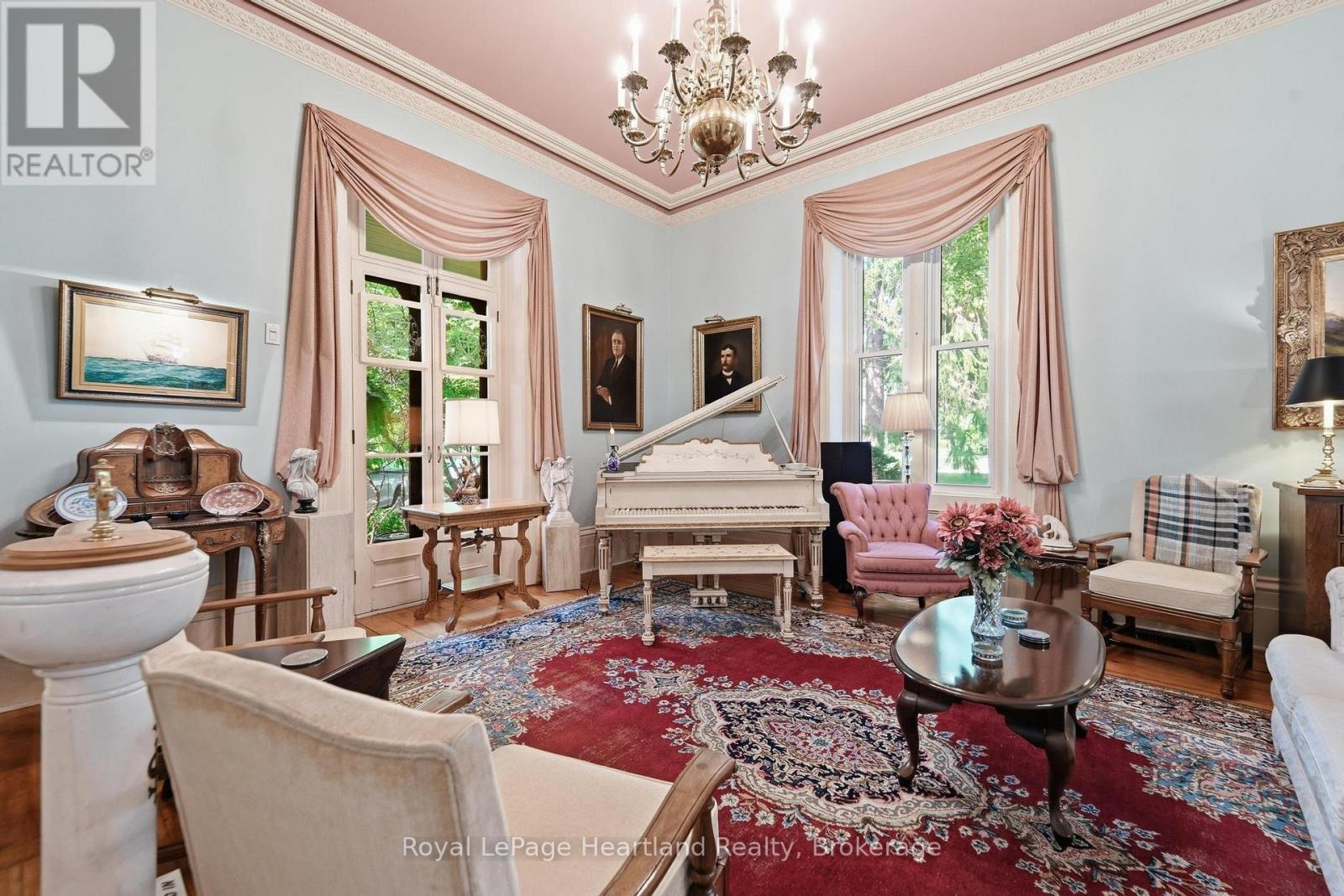 71 Kirk Street Property Photo 8
