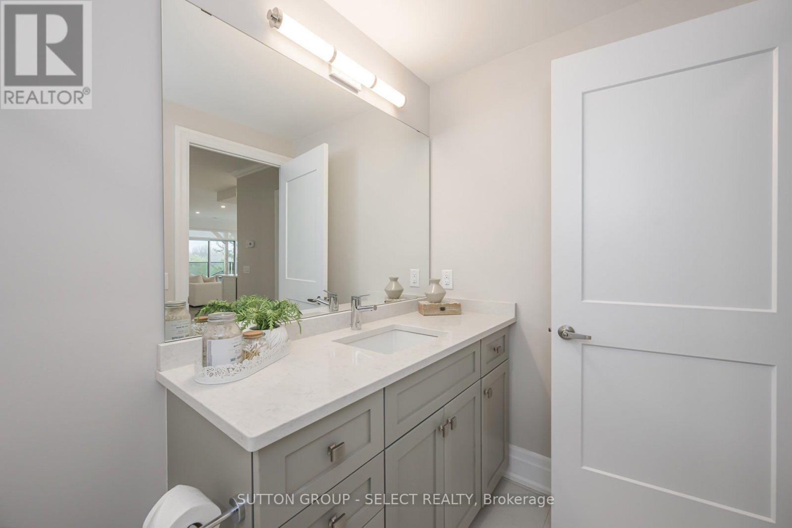 212 - 460 Callaway Road Property Photo 25