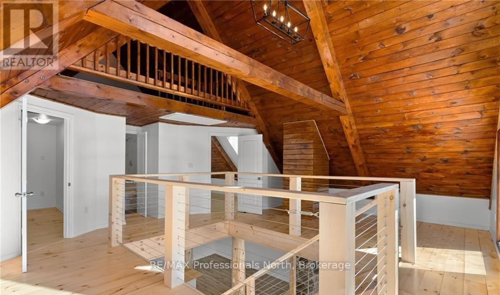298 Angus Point Road Property Photo 20
