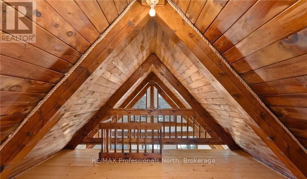 298 Angus Point Road Property Photo 27