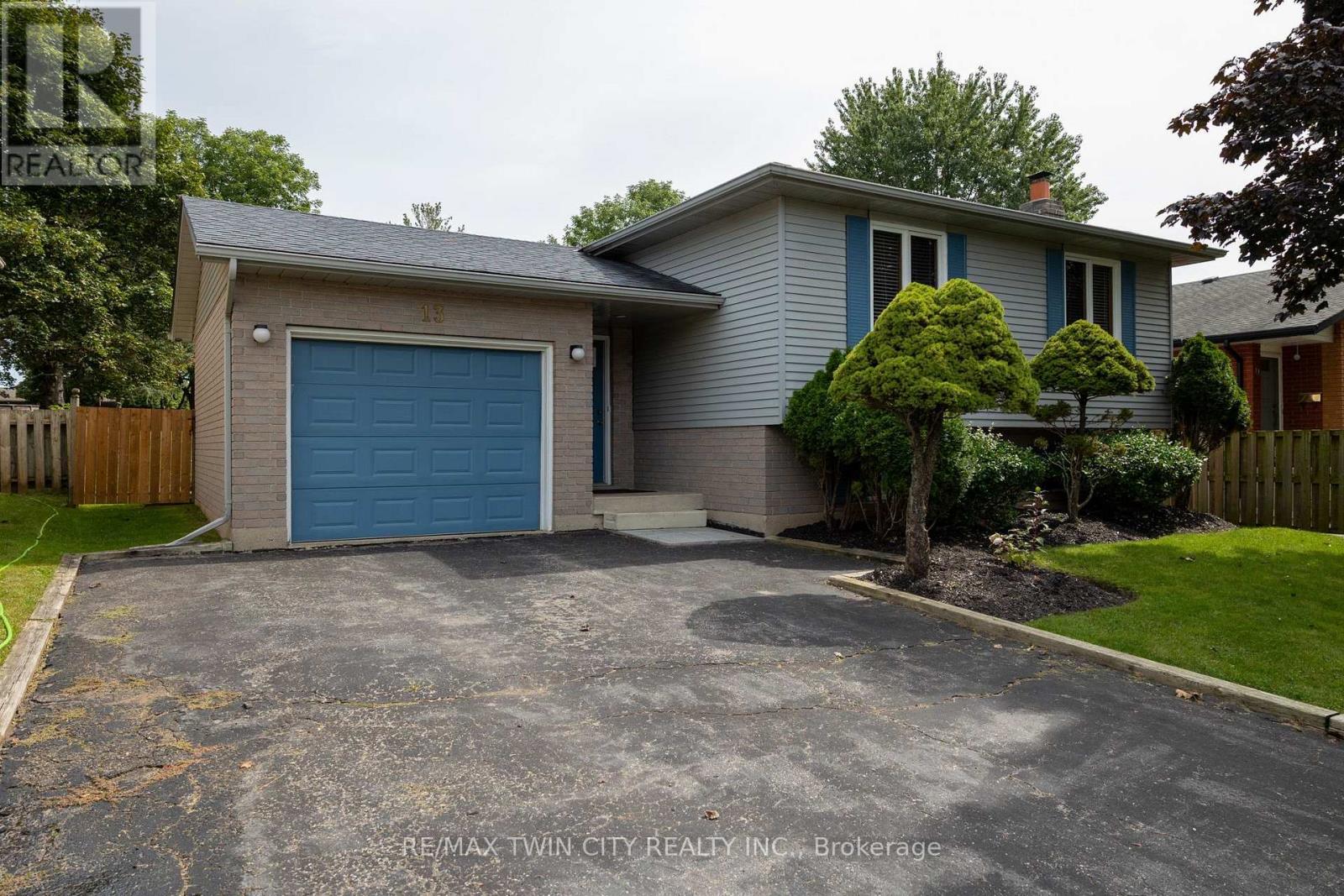 13 Forest Drive Property Photo 4