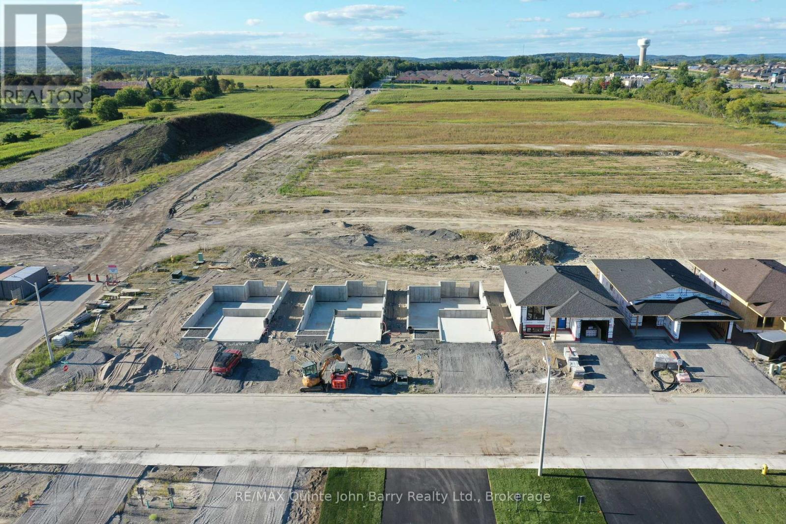 Lot 27 - 54 Parkland Circle Property Photo 1