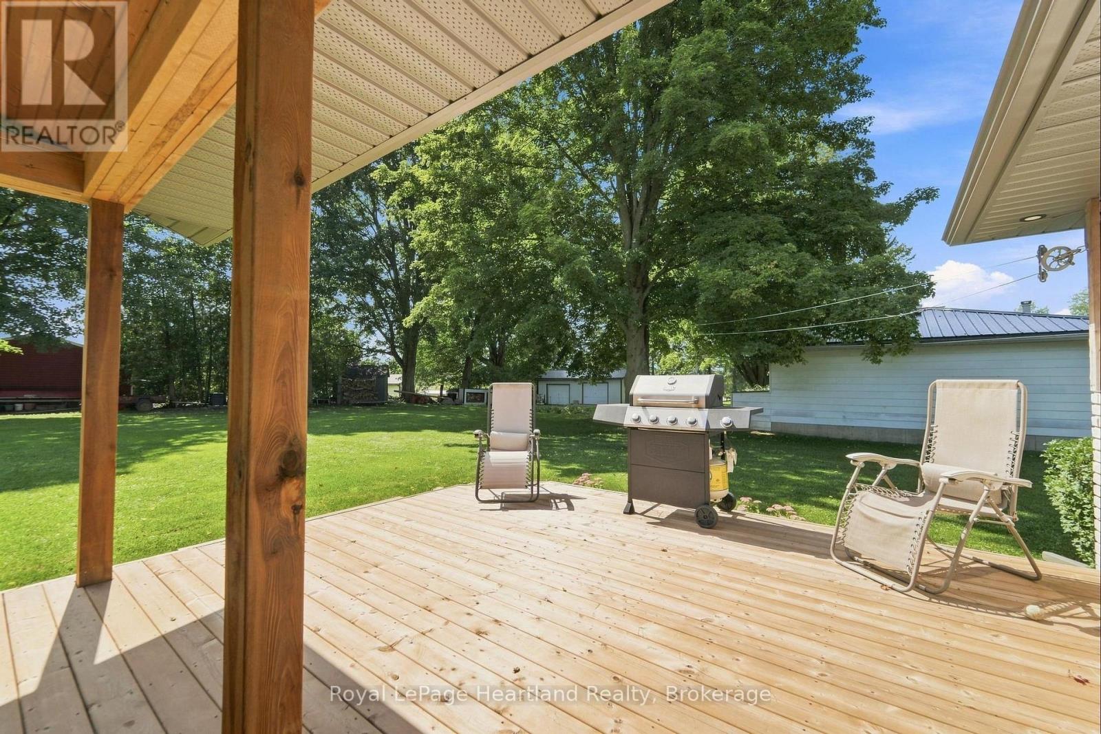3042 Albert Street Property Photo 36
