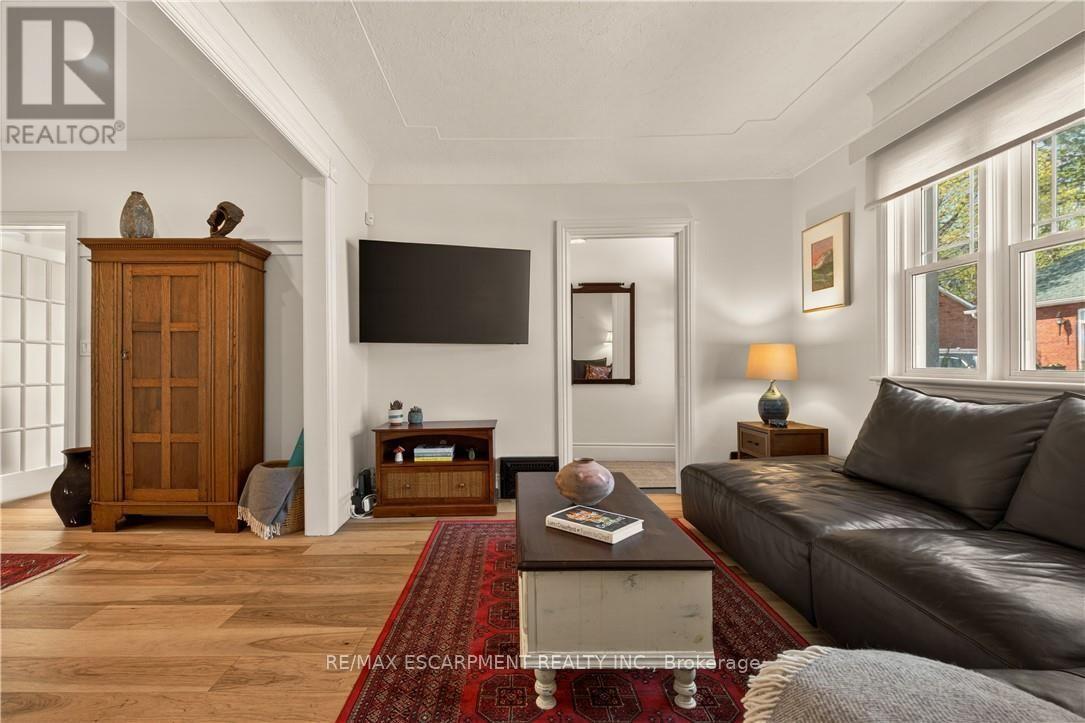 32 Magill Street Property Photo 7