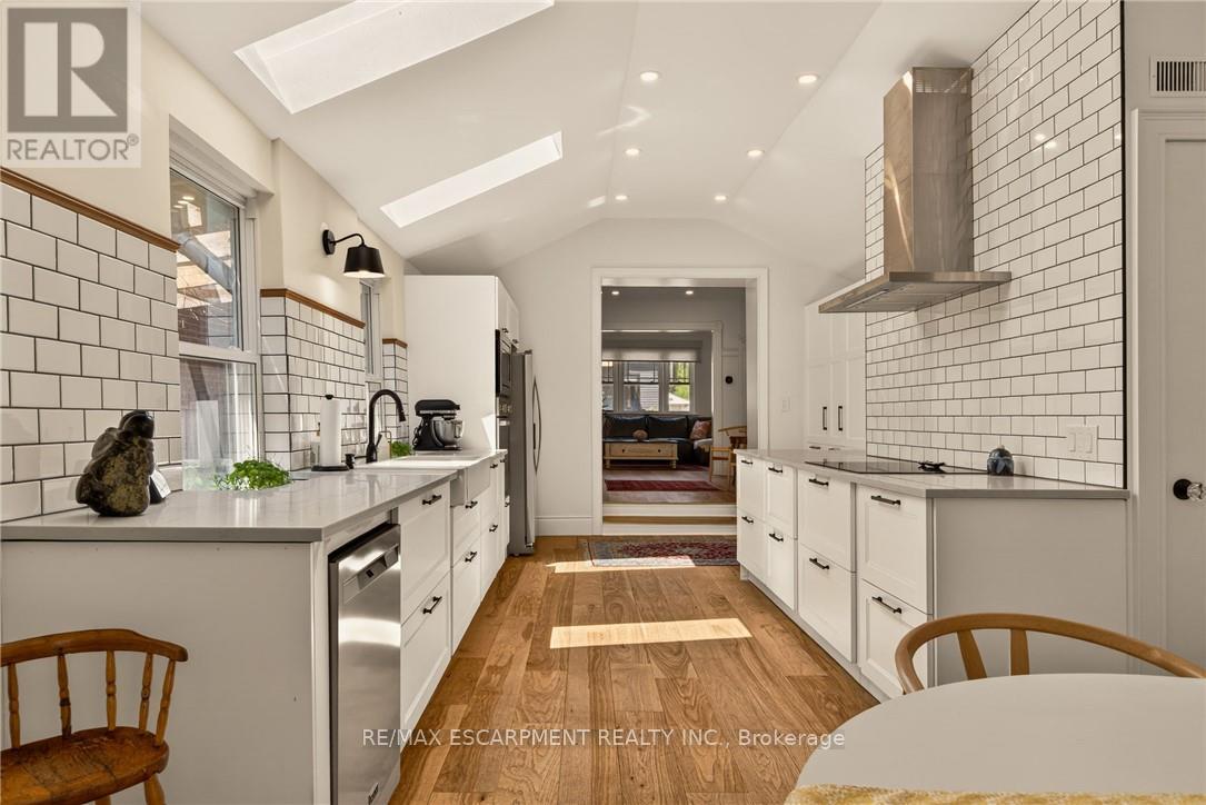 32 Magill Street Property Photo 14