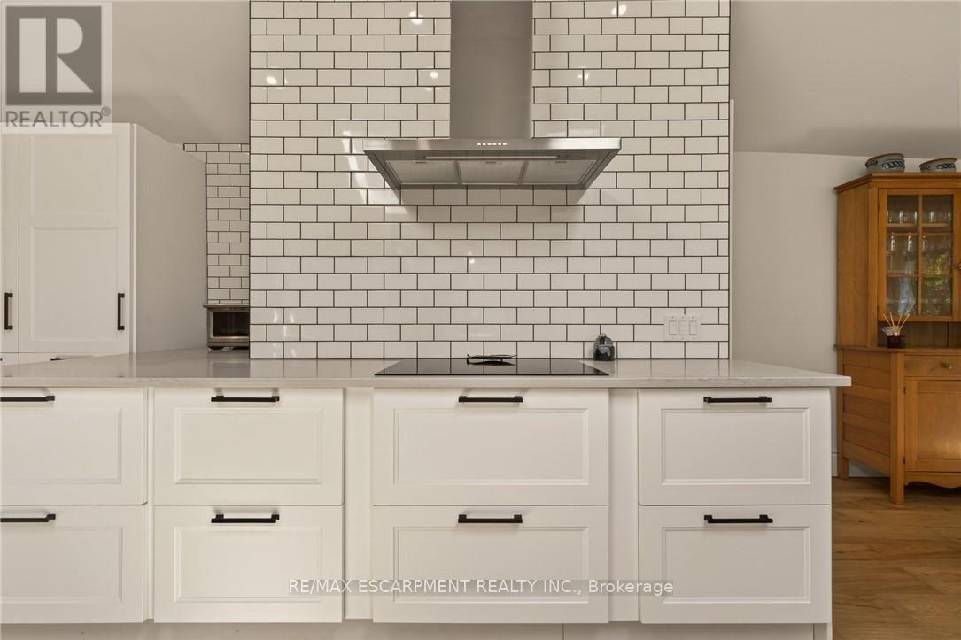 32 Magill Street Property Photo 16