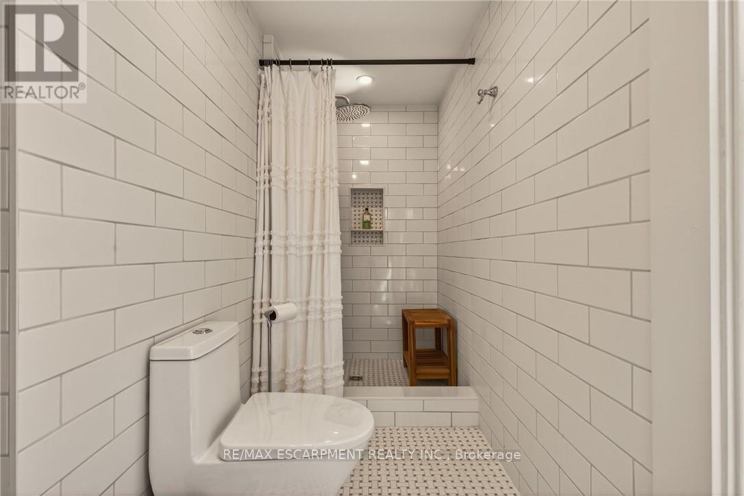 32 Magill Street Property Photo 34