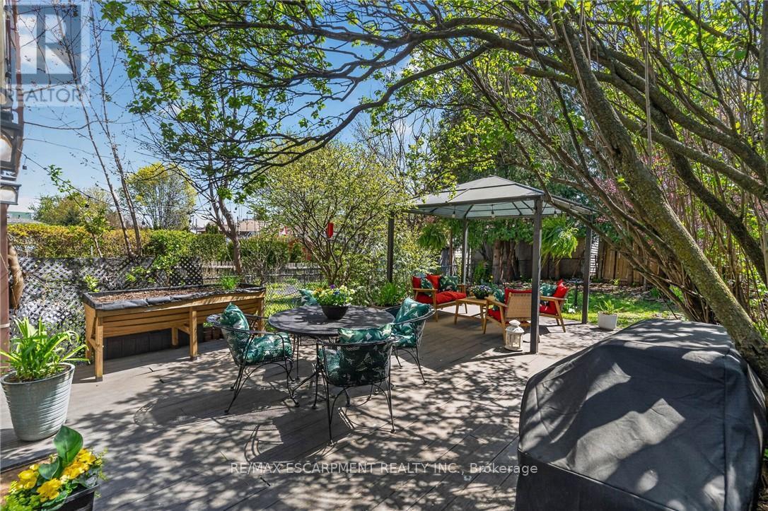 32 Magill Street Property Photo 42