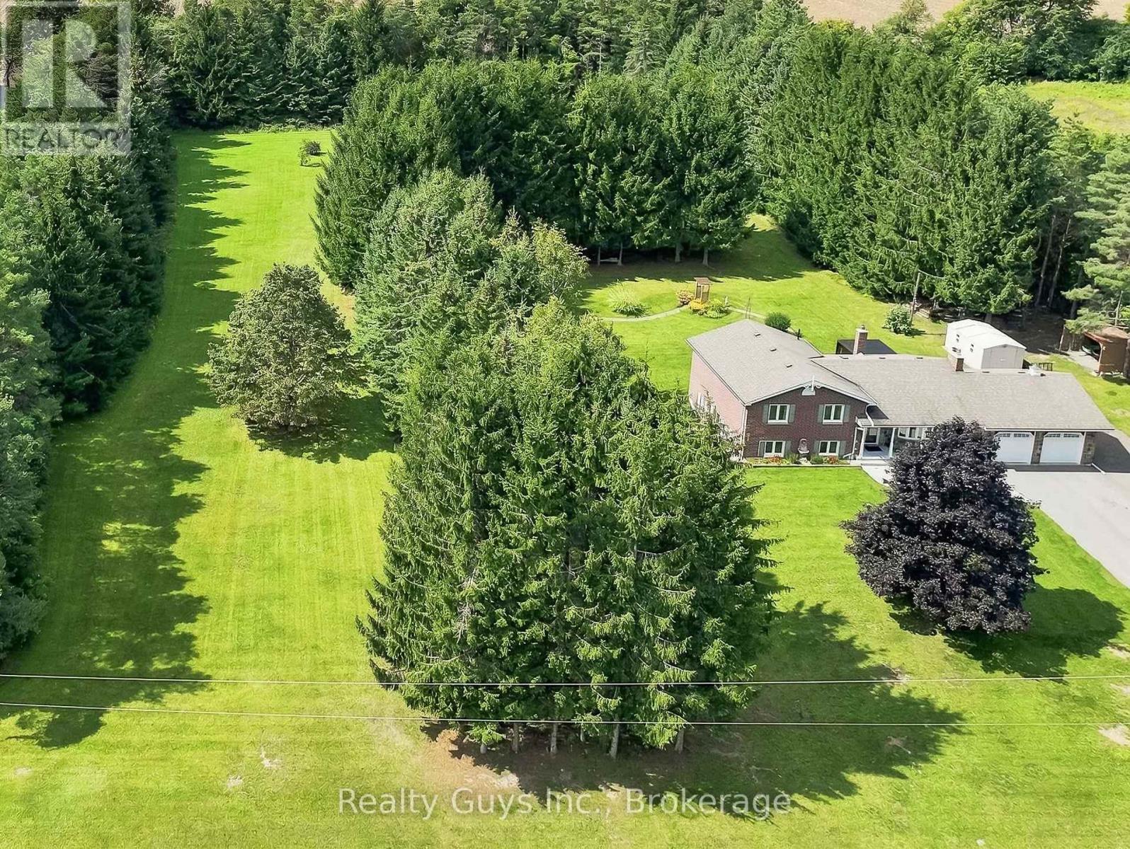 498 Ava Crescent Property Photo 1