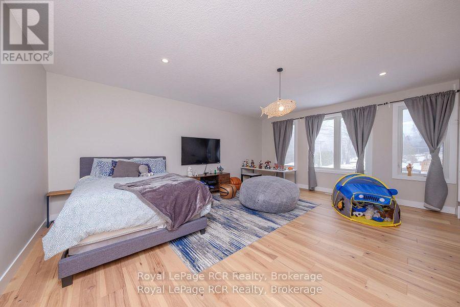 9 Sunset Place Property Photo 22