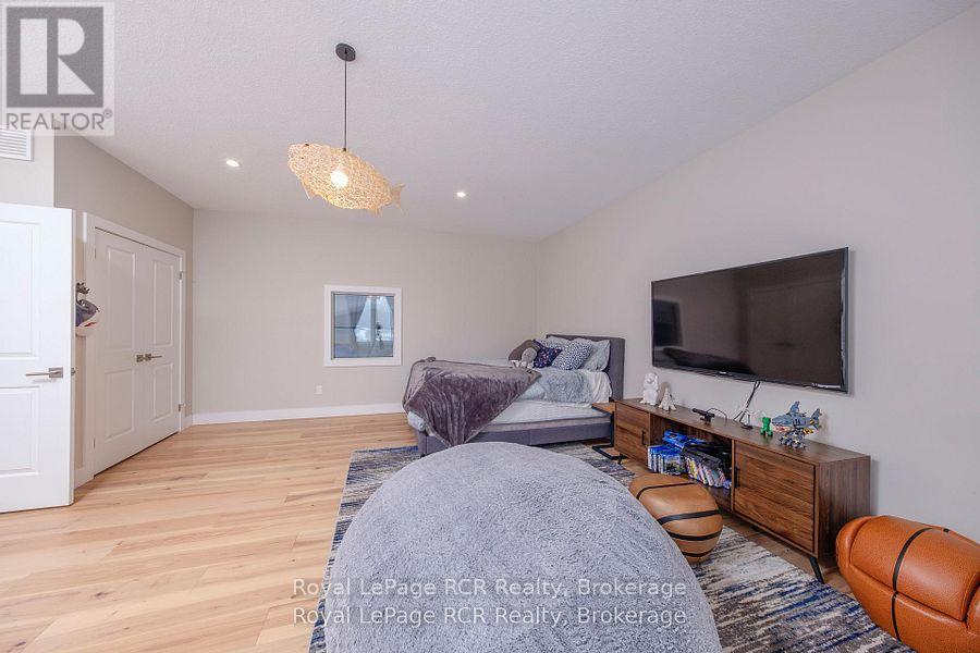 9 Sunset Place Property Photo 27