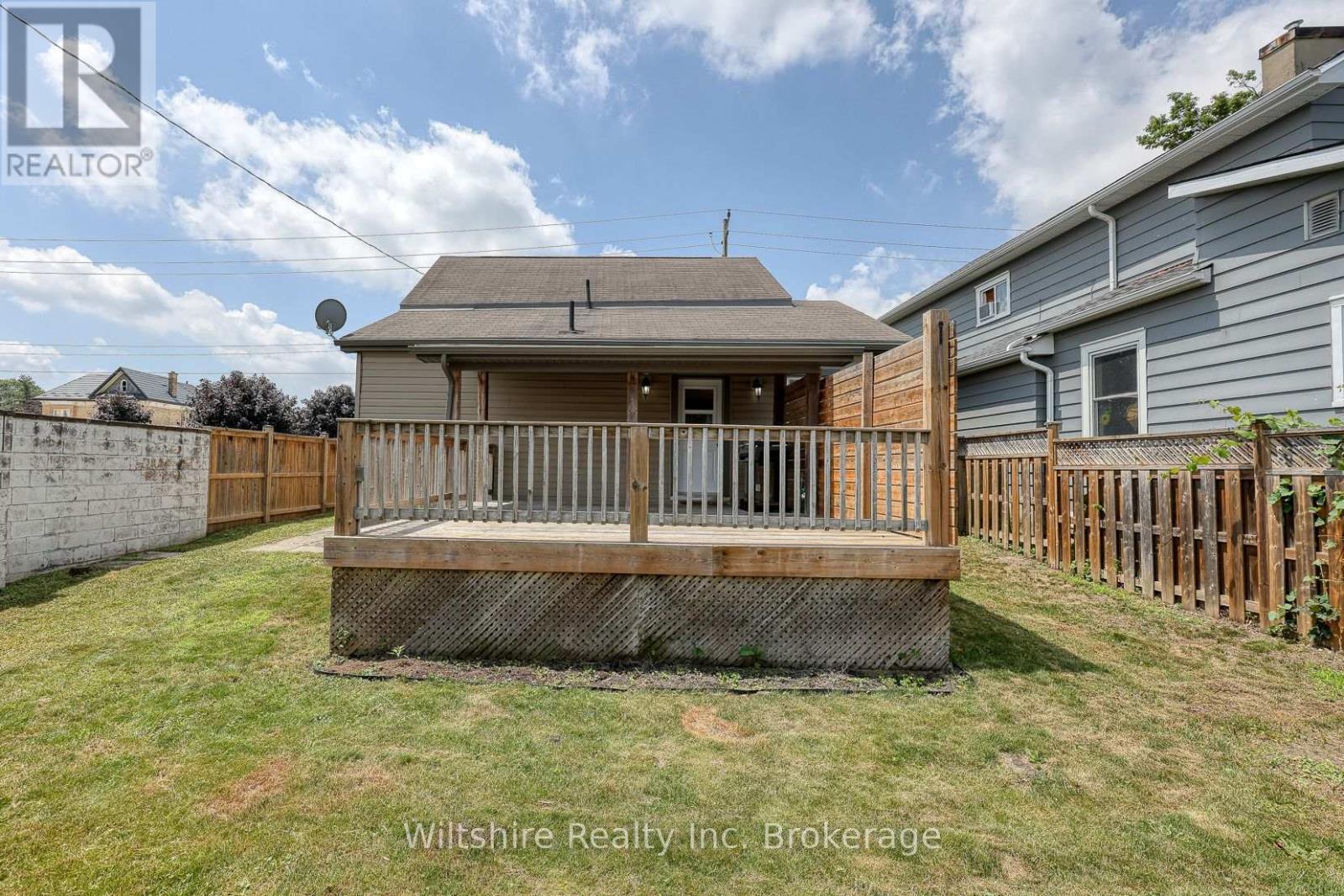 52 Bidwell Street Property Photo 8
