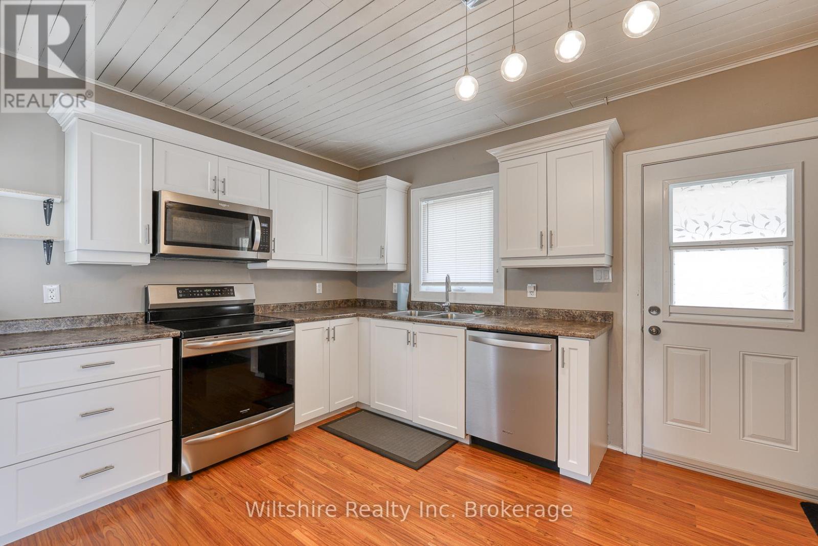 52 Bidwell Street Property Photo 17