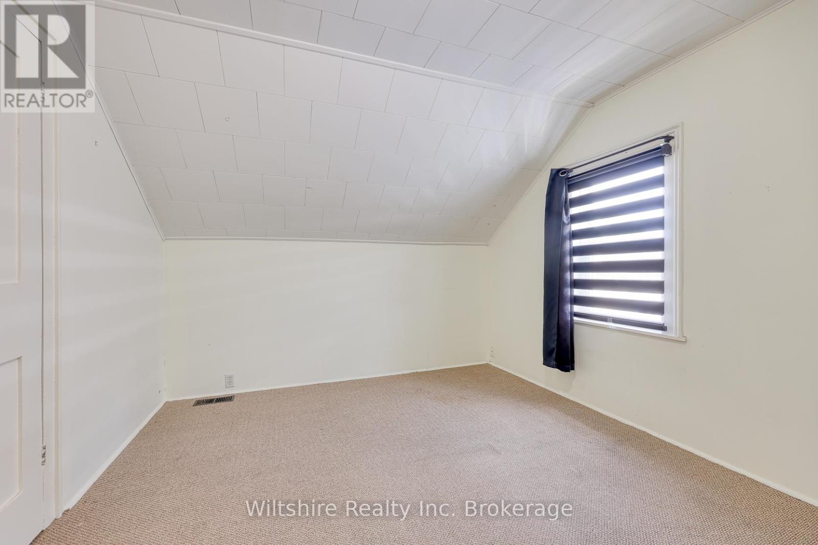 52 Bidwell Street Property Photo 23