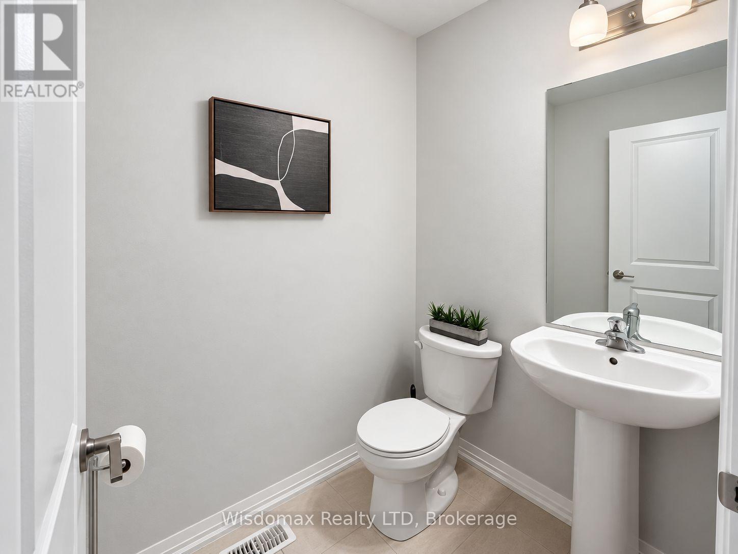 29 Bur Oak Drive Property Photo 6
