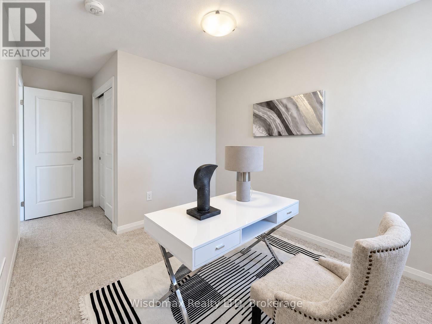 29 Bur Oak Drive Property Photo 14