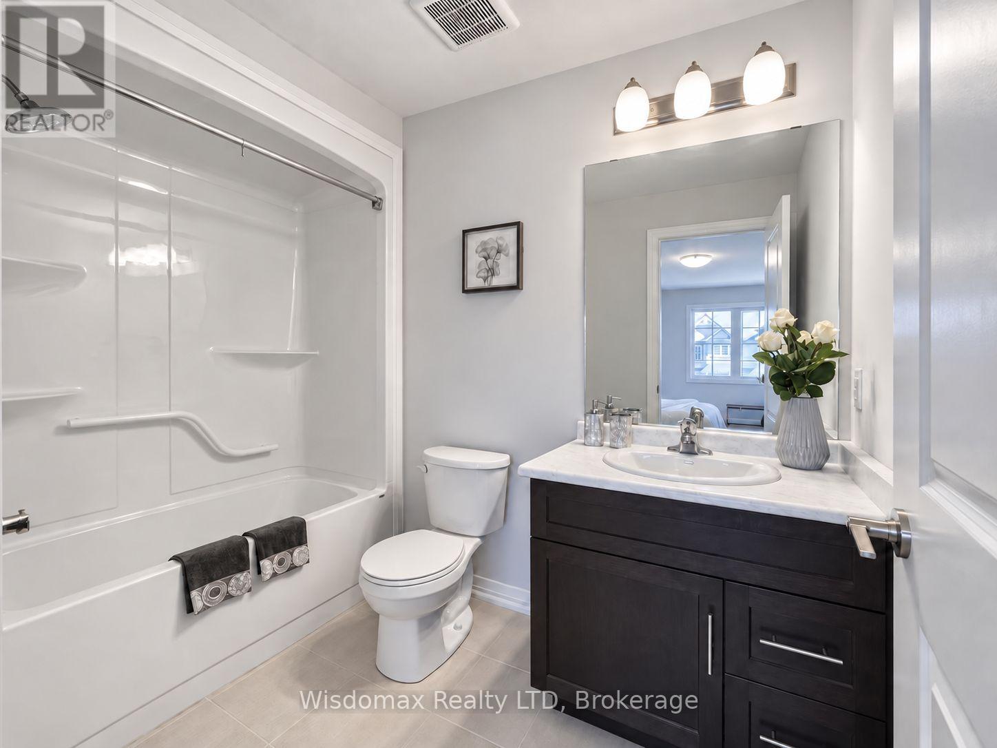 29 Bur Oak Drive Property Photo 23
