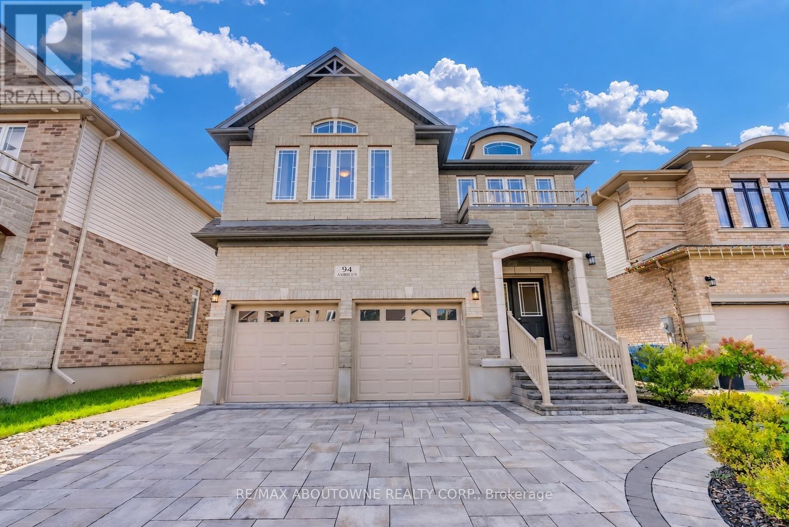 94 Ambrous Crescent Property Photo 1