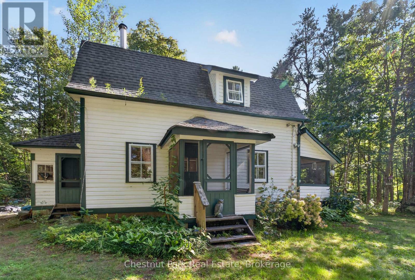 1627 Houseys Rapids Road Property Photo 2