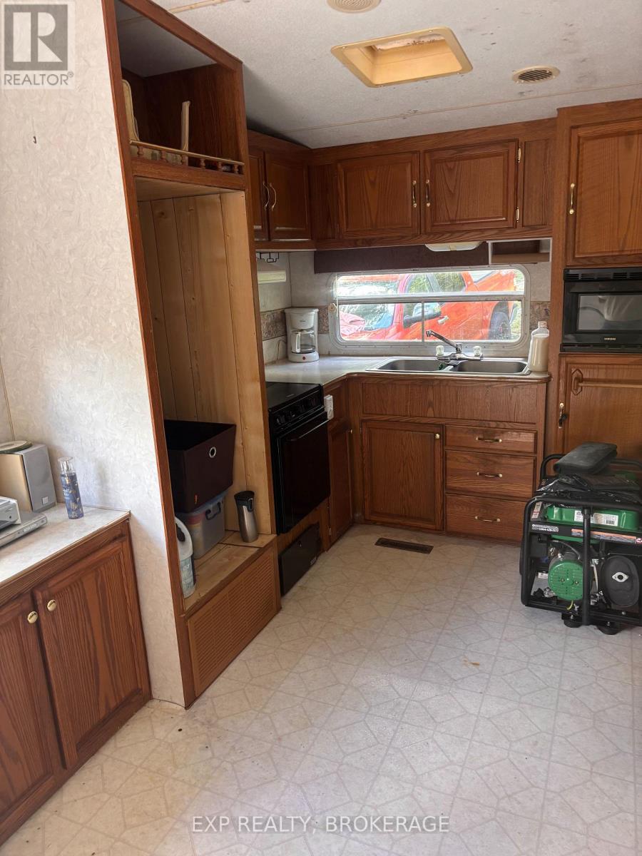 1097 Big Bay Drive E Property Photo 9