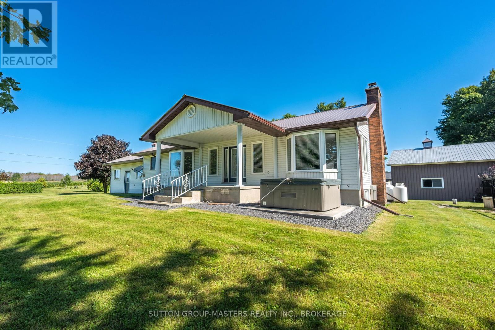 175 Pleasure Pt. Lane Property Photo 6