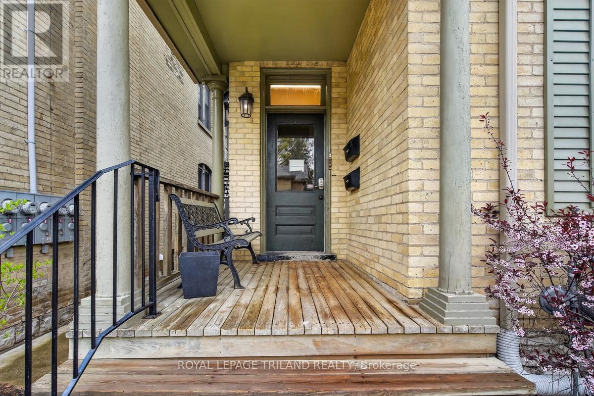 298 Hyman Street Property Photo 5