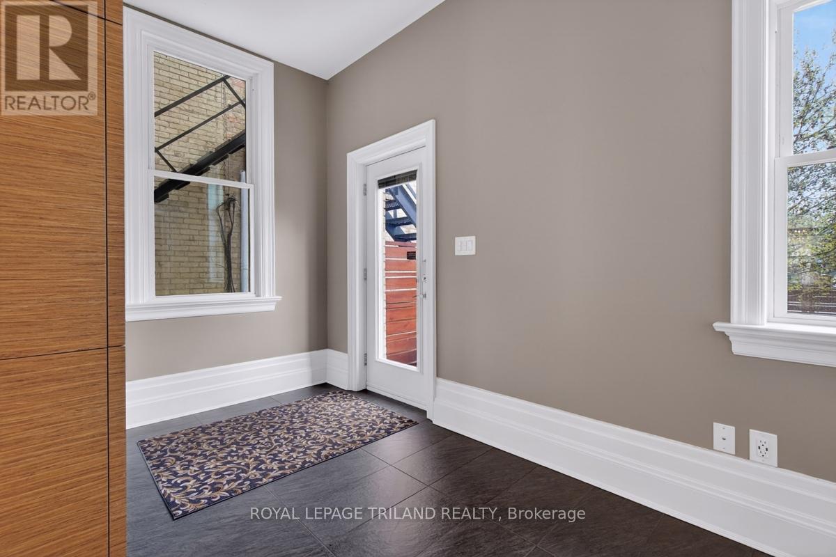 298 Hyman Street Property Photo 12