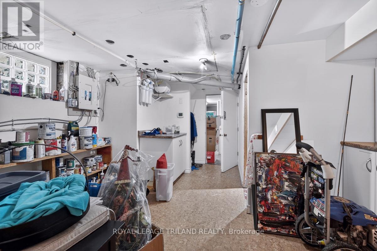 298 Hyman Street Property Photo 30