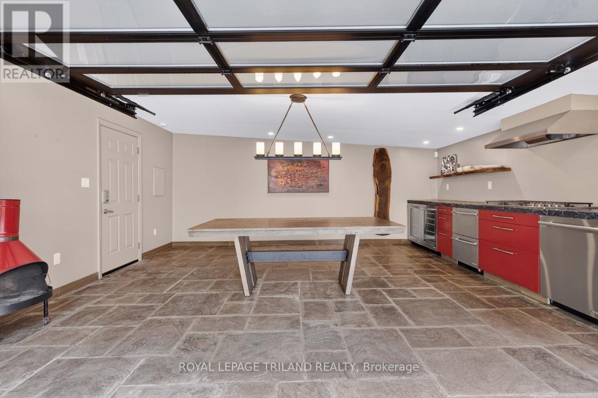 298 Hyman Street Property Photo 39