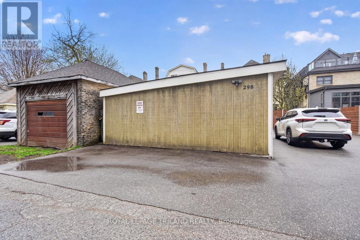 298 Hyman Street Property Photo 47