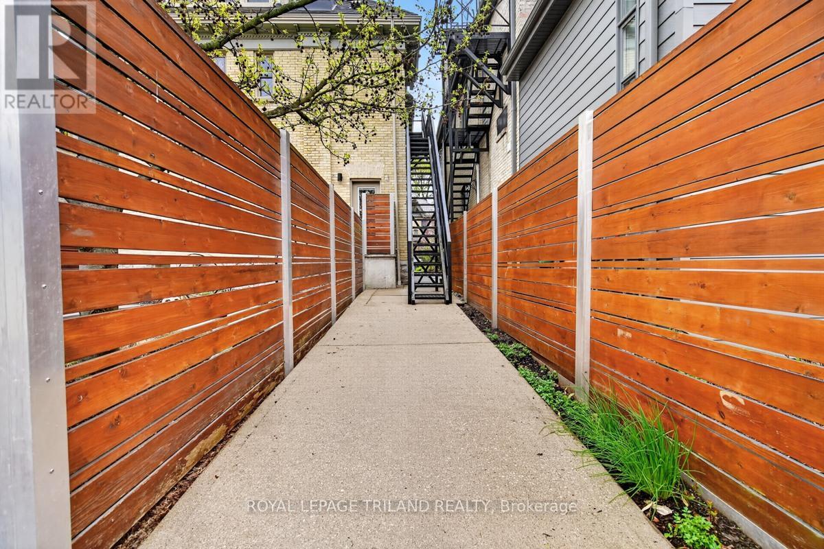 298 Hyman Street Property Photo 49