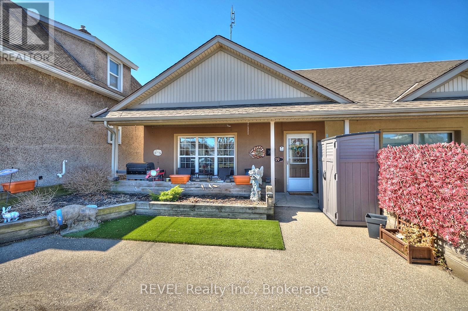 19 Knoll Street Property Photo 1