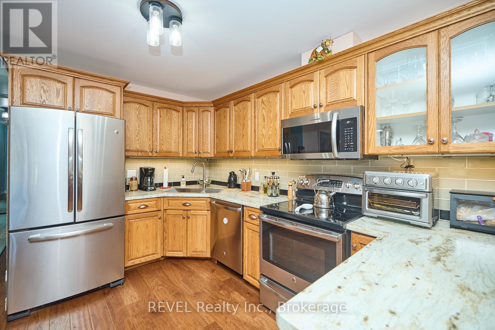 19 Knoll Street Property Photo 18