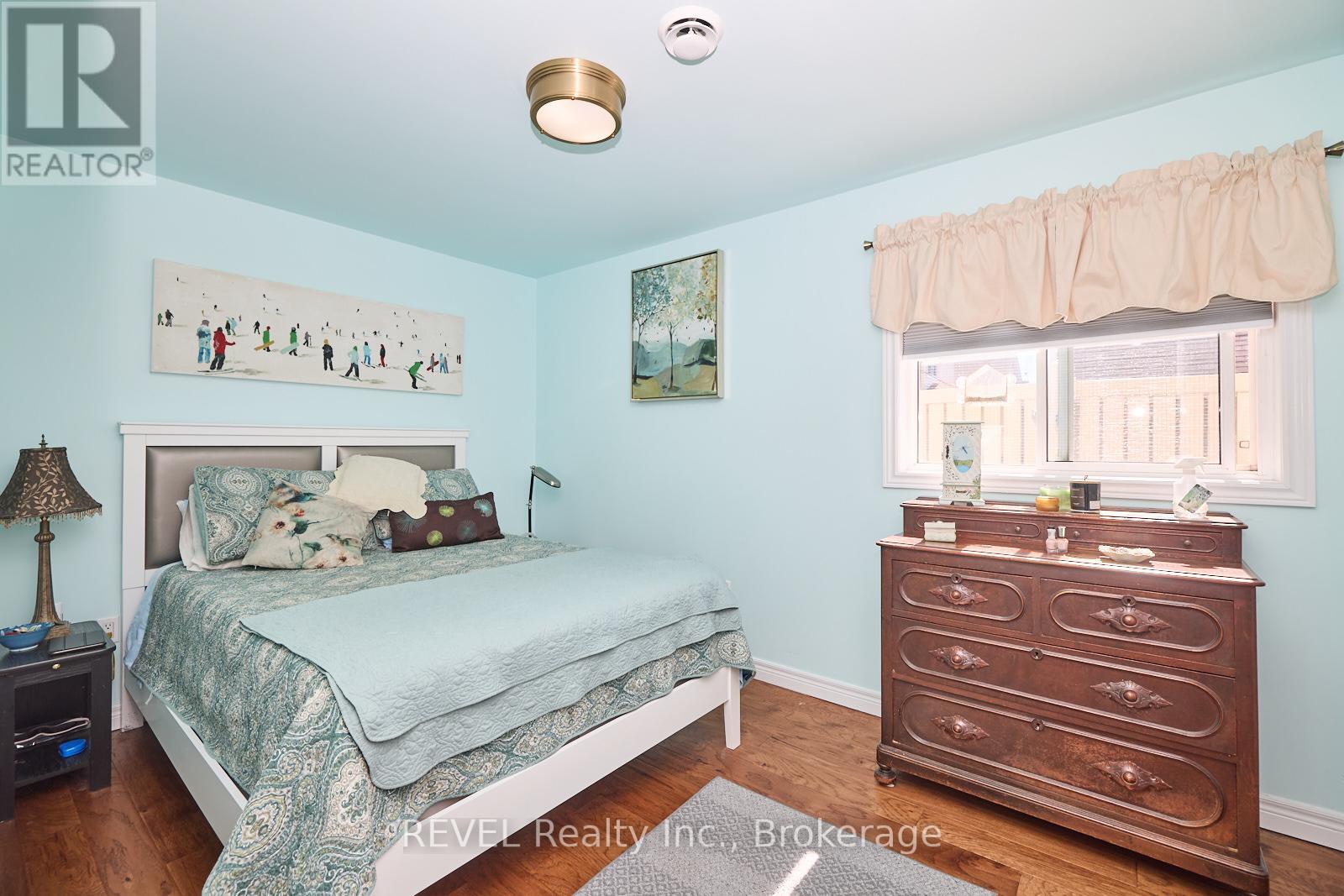 19 Knoll Street Property Photo 21