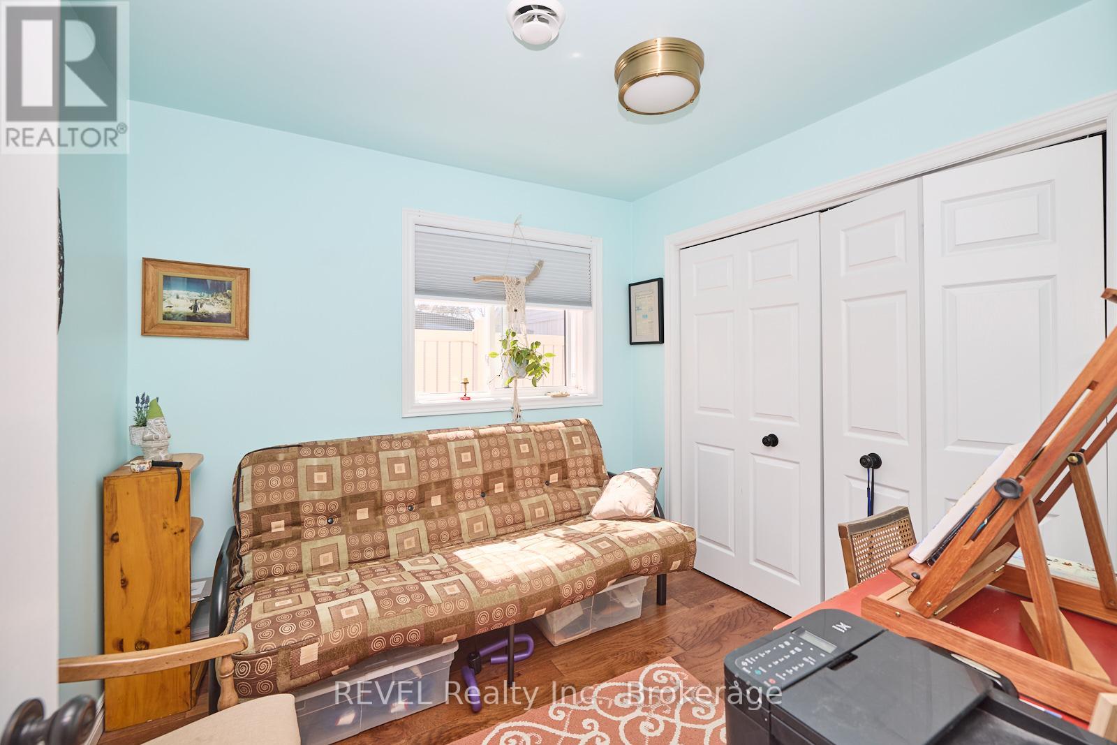 19 Knoll Street Property Photo 24